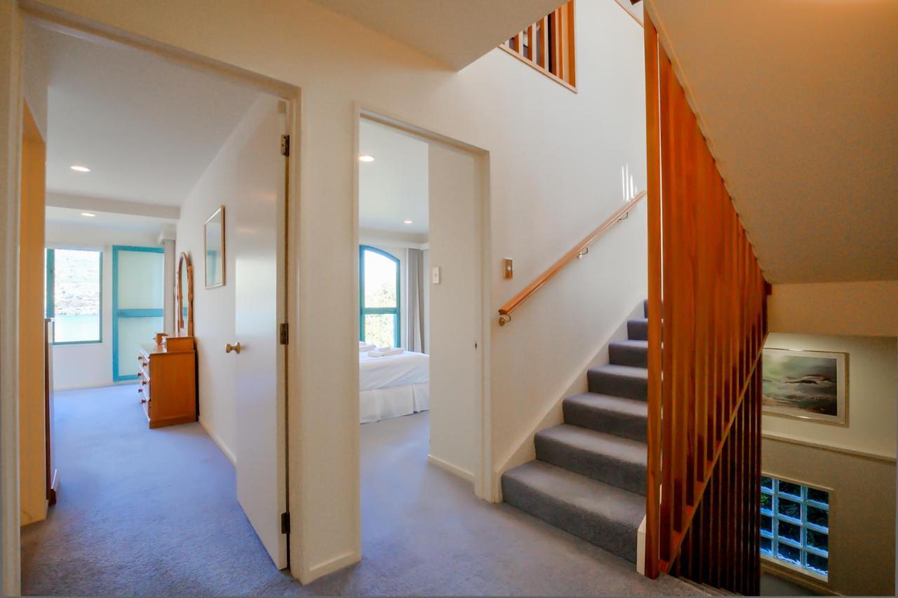 Frankton House - Queenstown Holiday Home ภายนอก รูปภาพ
