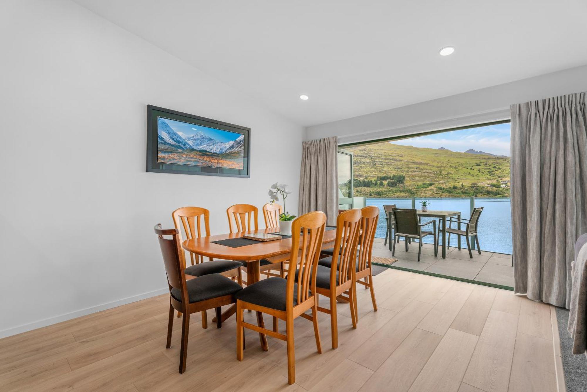 Frankton House - Queenstown Holiday Home ภายนอก รูปภาพ